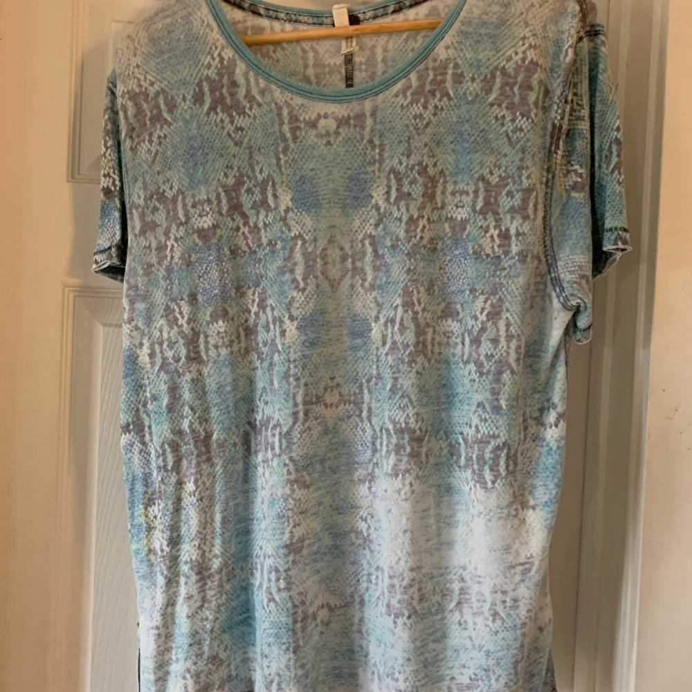 Free People Blue Snake Print Women's Tee Medium